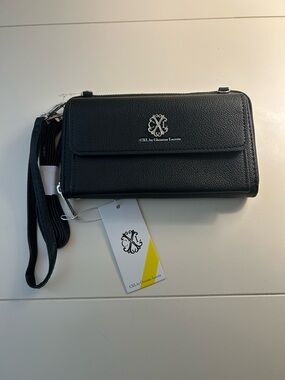 NWT CXL by Christian Lacroix Blake Pebble Flap Snap Crossbody/Wristlet Black